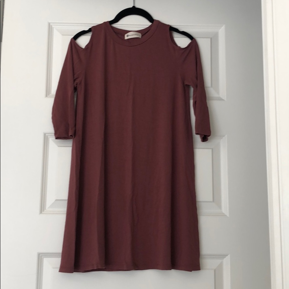 Maroon cut out dress